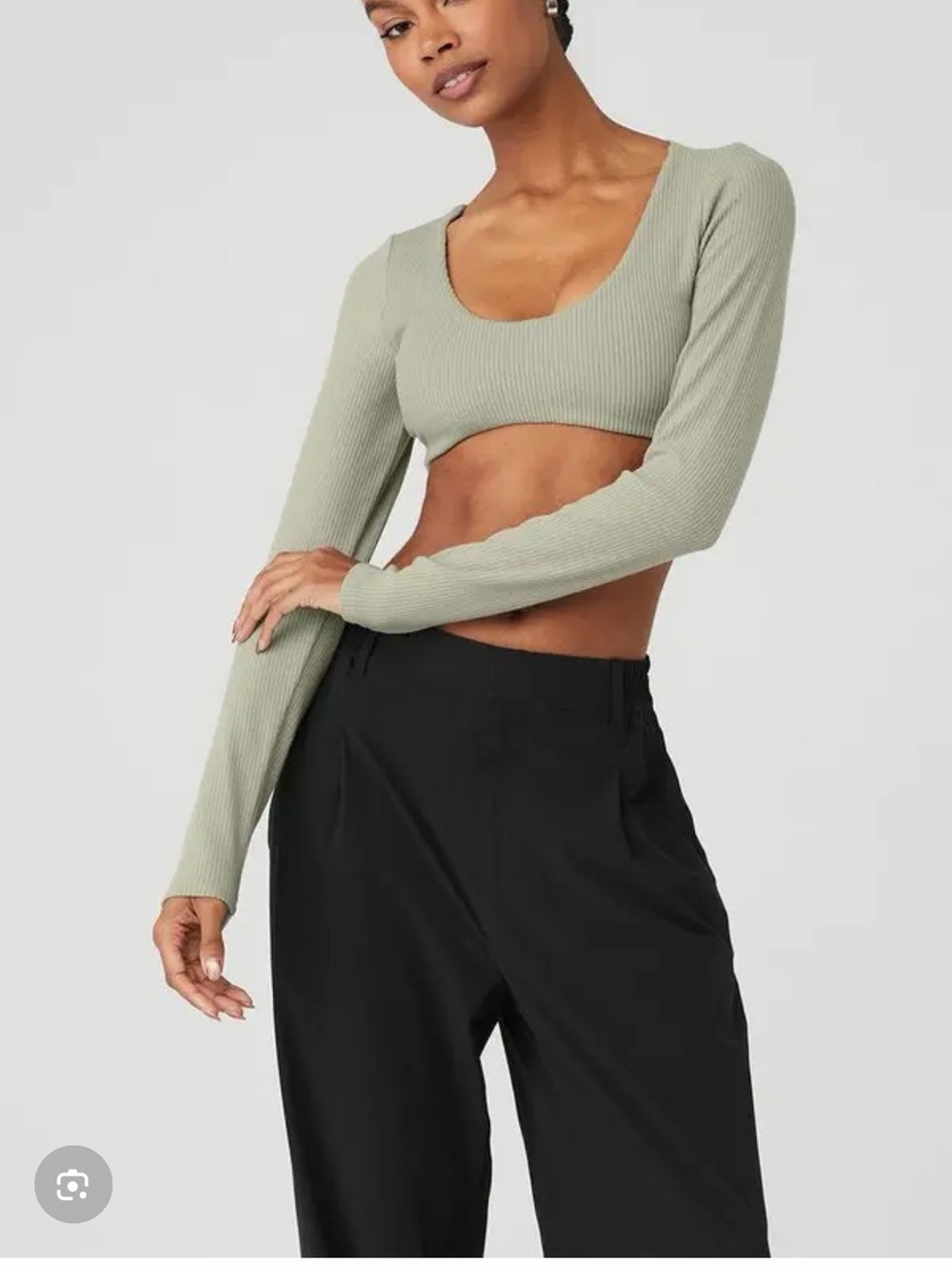 ALO Yoga Ribbed defined long sleeve bras in green